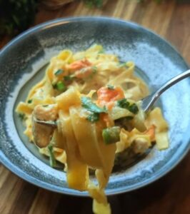 Creamy Chicken & Asparagus Pasta